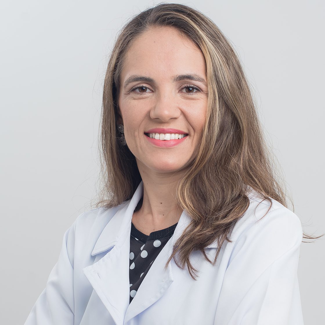 Dra. Adriana Pires