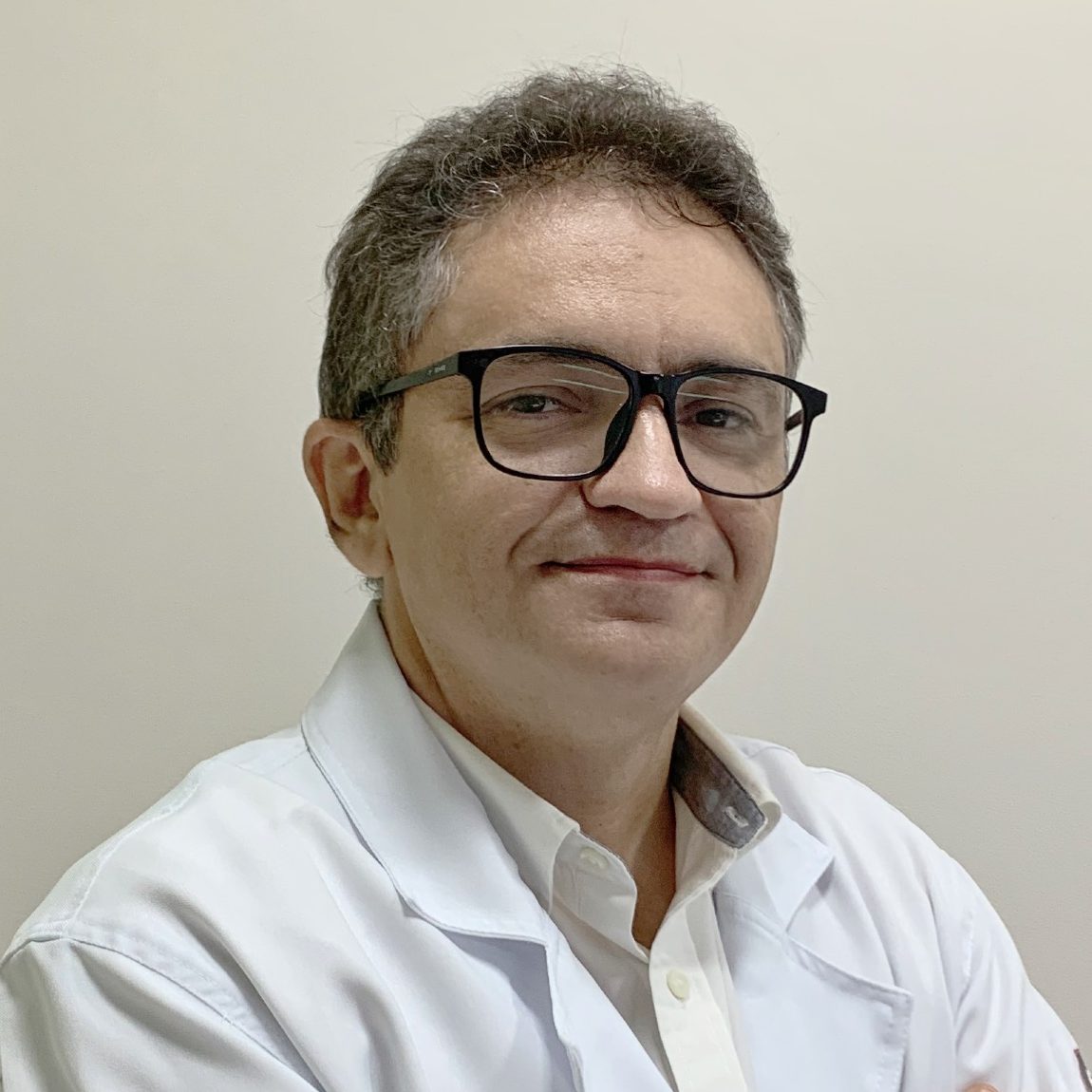 Dr. Alexandre Marcelo