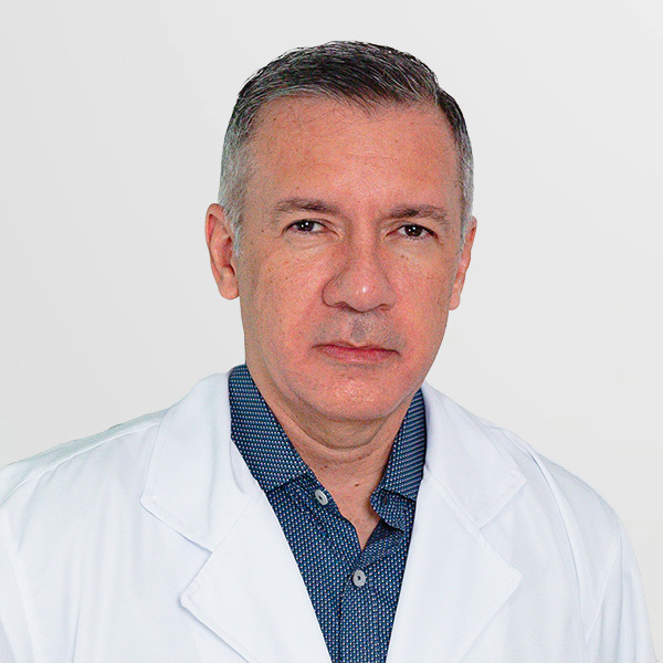 Dr. Rômulo Silveira